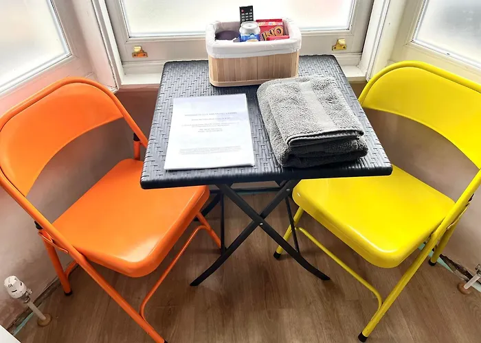 Comfy Stay In Wandsworth Town